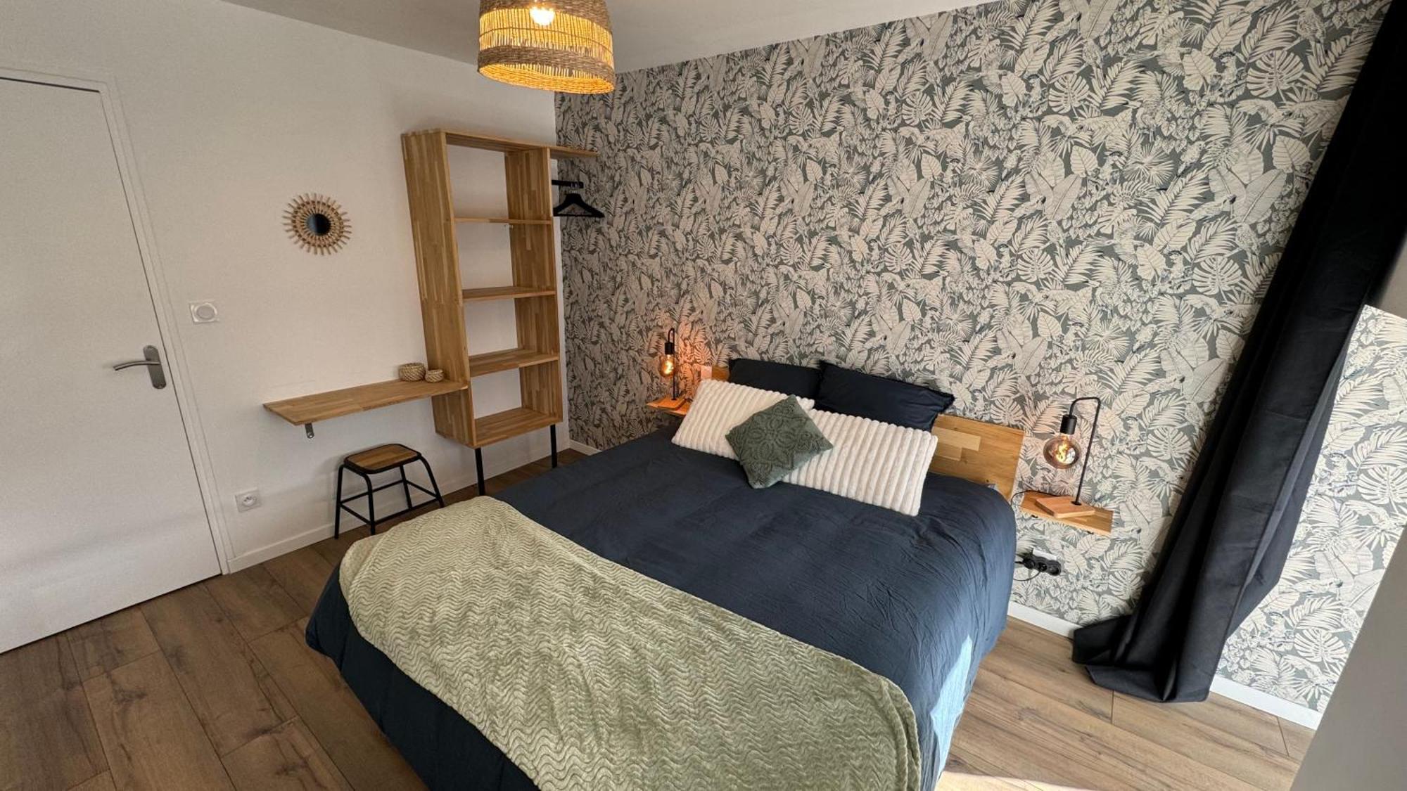 Petite Maison En Pierre Au Pied De La Voie Verte Ploërmel Extérieur photo
